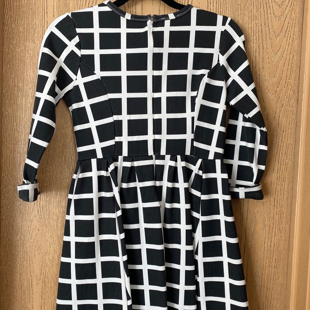 K. by Kersh black and white dress with pockets - Picture 6 of 9